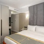 Tumar Hotel *