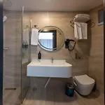 Tumar Hotel