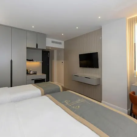 Tumar Hotel